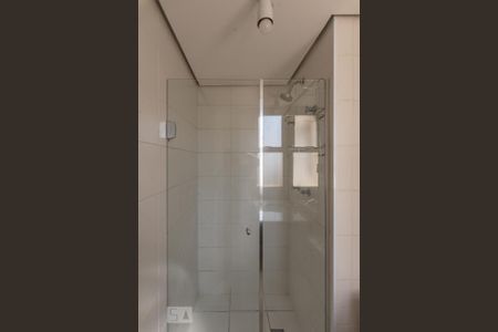 Apartamento à venda com 66m², 2 quartos e 1 vaga Apartamento à venda com 66m², 2 quartos e 1 vagaBanheiro da Suíte