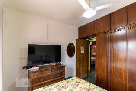 Casa para alugar com 214m², 4 quartos e 2 vagas Casa para alugar com 214m², 4 quartos e 2 vagasQuarto 2