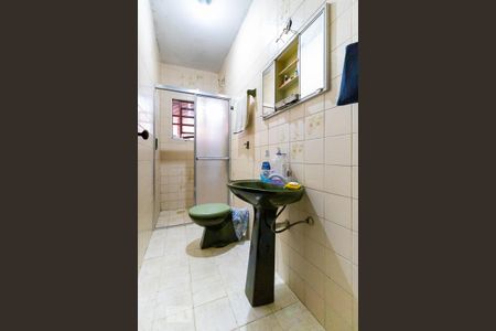 Casa para alugar com 214m², 4 quartos e 2 vagas Casa para alugar com 214m², 4 quartos e 2 vagasBanheiro social