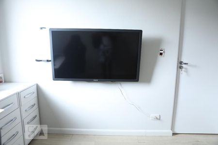 Quarto 1 de apartamento para alugar com 2 quartos, 49m² em Jardim Celeste, São Paulo