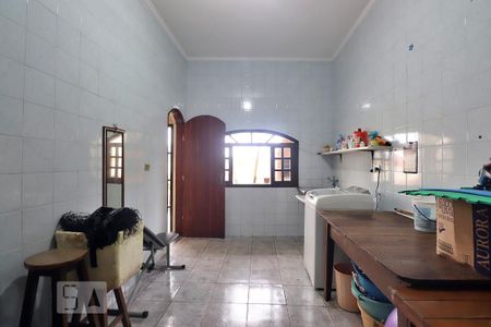 Casa à venda com 224m², 3 quartos e 5 vagasLavanderia