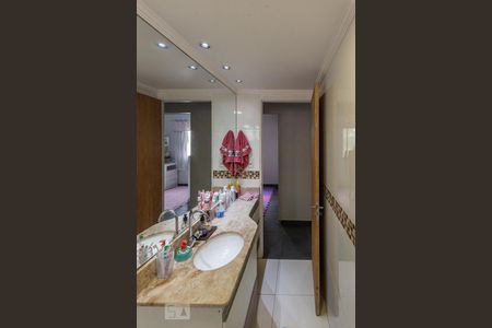 Apartamento à venda com 72m², 3 quartos e 1 vaga Apartamento à venda com 72m², 3 quartos e 1 vagaBanheiro