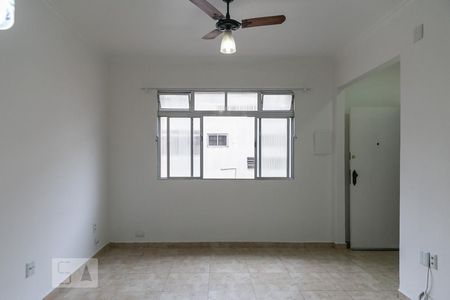 Sala de apartamento para alugar com 3 quartos, 80m² em Aparecida, Santos