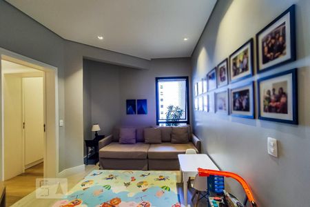 Apartamento à venda com 289m², 4 quartos e 4 vagas Apartamento à venda com 289m², 4 quartos e 4 vagasquarto  de Brinquedos