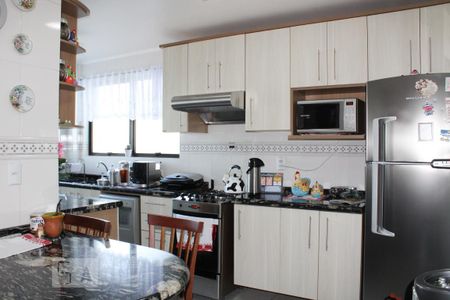 Apartamento à venda com 214m², 3 quartos e 2 vagasCozinha