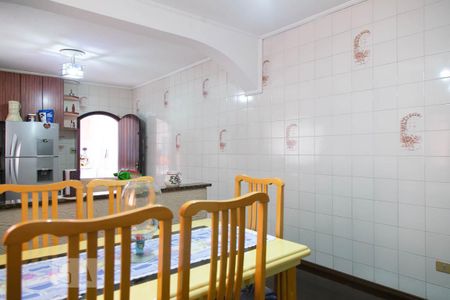 Casa à venda com 165m², 3 quartos e 4 vagas Casa à venda com 165m², 3 quartos e 4 vagasCopa