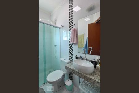 Casa à venda com 120m², 3 quartos e 2 vagasBanheiro da Suíte 2