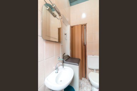 Casa à venda com 226m², 12 quartos e 4 vagasCasa 4 - banheiro