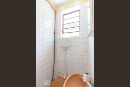 Casa à venda com 226m², 12 quartos e 4 vagasCasa 2 - banheiro