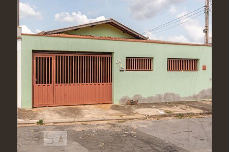 Casa à venda com 350m², 4 quartos e 3 vagasFachada