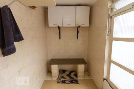 Casa à venda com 100m², 2 quartos e 1 vaga Casa à venda com 100m², 2 quartos e 1 vagaÁrea de Serviço