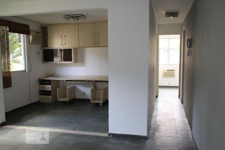 Sala de apartamento para alugar com 2 quartos, 50m² em Taquara, Rio de Janeiro