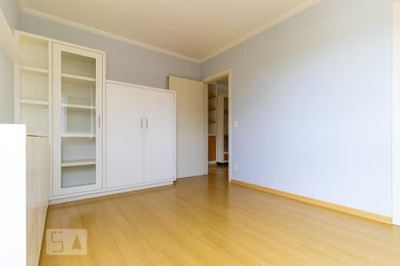 Casa de condomínio à venda com 498m², 6 quartos e 4 vagasQuarto da suíte 4