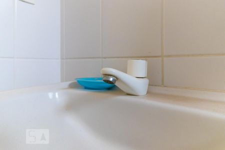 Casa de condomínio à venda com 498m², 6 quartos e 4 vagasBanheiro de serviço