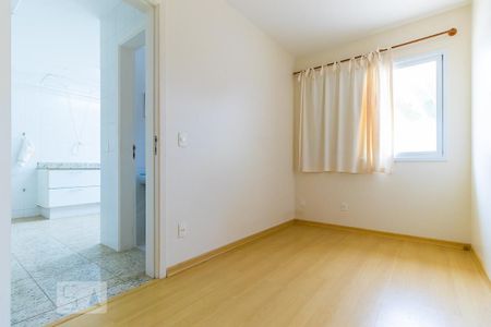 Casa de condomínio à venda com 498m², 6 quartos e 4 vagasQuarto de serviço