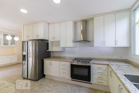 Casa de condomínio à venda com 498m², 6 quartos e 4 vagasCozinha