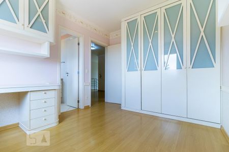 Casa de condomínio à venda com 498m², 6 quartos e 4 vagasQuarto da suíte 3