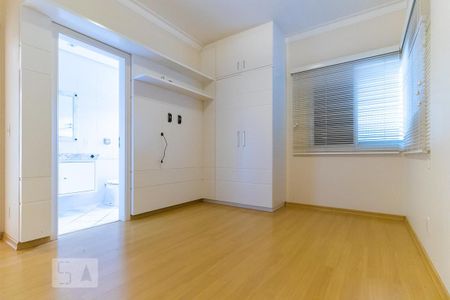 Casa de condomínio à venda com 498m², 6 quartos e 4 vagasQuarto da suíte 5