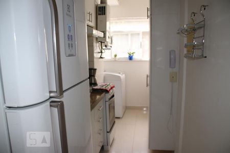 Apartamento à venda com 78m², 2 quartos e 1 vagaCozinha