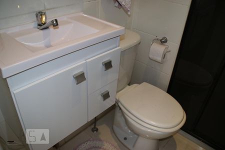 Apartamento à venda com 78m², 2 quartos e 1 vagaBanheiro social