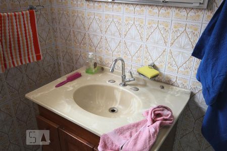 Casa à venda com 157m², 3 quartos e 5 vagasBanheiro Casa 1