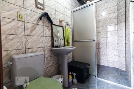 Casa à venda com 202m², 2 quartos e 3 vagas Casa à venda com 202m², 2 quartos e 3 vagasBanheiro de serviço