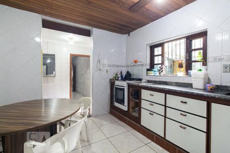 Casa à venda com 202m², 2 quartos e 3 vagas Casa à venda com 202m², 2 quartos e 3 vagasCozinha