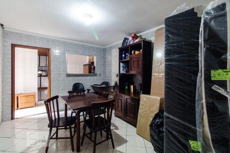 Casa à venda com 202m², 2 quartos e 3 vagas Casa à venda com 202m², 2 quartos e 3 vagasSala de jantar