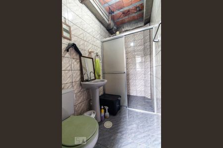 Casa à venda com 202m², 2 quartos e 3 vagas Casa à venda com 202m², 2 quartos e 3 vagasBanheiro de serviço