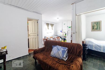 Casa à venda com 202m², 2 quartos e 3 vagas Casa à venda com 202m², 2 quartos e 3 vagasSala - casa de cima