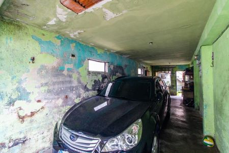 Casa à venda com 202m², 2 quartos e 3 vagas Casa à venda com 202m², 2 quartos e 3 vagasGaragem