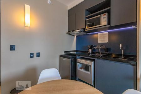 Cozinha de kitnet/studio para alugar com 1 quarto, 34m² em Alphaville Industrial, Barueri