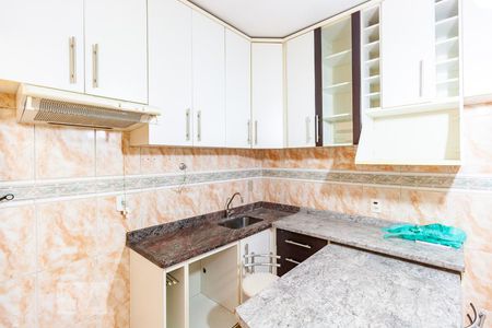 Casa de condomínio à venda com 70m², 2 quartos e 1 vaga Casa de condomínio à venda com 70m², 2 quartos e 1 vagaCozinha