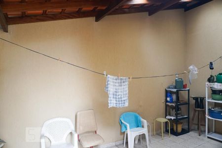 Casa à venda com 218m², 3 quartos e 3 vagasQuintal do Fundo