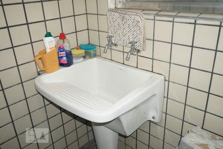 Casa à venda com 218m², 3 quartos e 3 vagasLavanderia