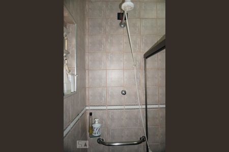 Casa à venda com 218m², 3 quartos e 3 vagasBanheiro 2