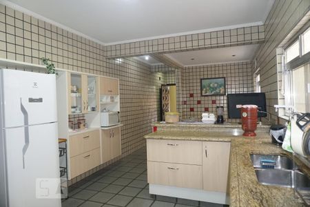 Casa à venda com 218m², 3 quartos e 3 vagasCozinha