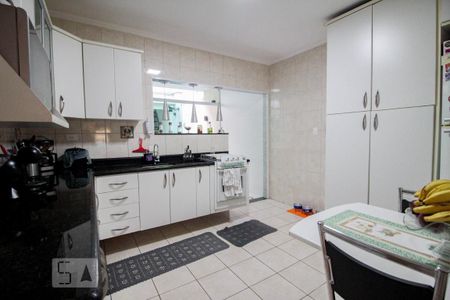 Casa à venda com 110m², 2 quartos e 2 vagascozinha
