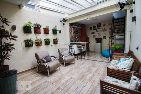 Casa à venda com 110m², 2 quartos e 2 vagasarea gourmet