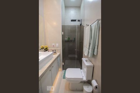 Casa à venda com 110m², 2 quartos e 2 vagassuite quarto 2