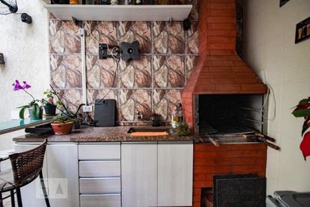 Casa à venda com 110m², 2 quartos e 2 vagasarea gourmet