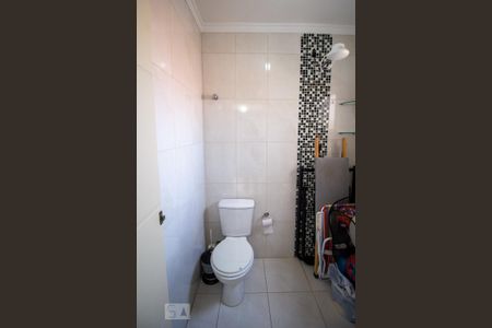 Casa de condomínio à venda com 118m², 4 quartos e 2 vagasBanheiro da Suíte 2