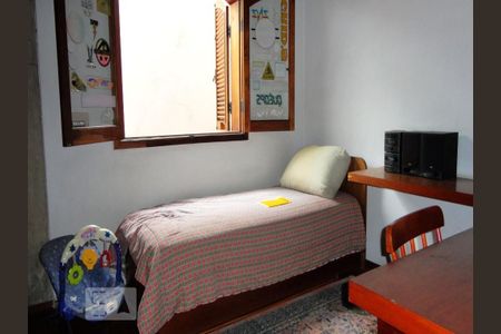 Casa à venda com 350m², 3 quartos e 10 vagas Casa à venda com 350m², 3 quartos e 10 vagasQuarto