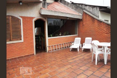 Casa à venda com 350m², 3 quartos e 10 vagas Casa à venda com 350m², 3 quartos e 10 vagasÁrea Externa