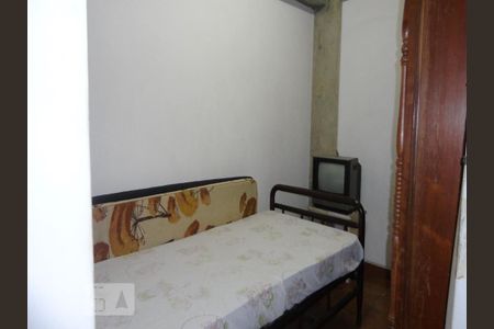 Casa à venda com 350m², 3 quartos e 10 vagas Casa à venda com 350m², 3 quartos e 10 vagasQuarto