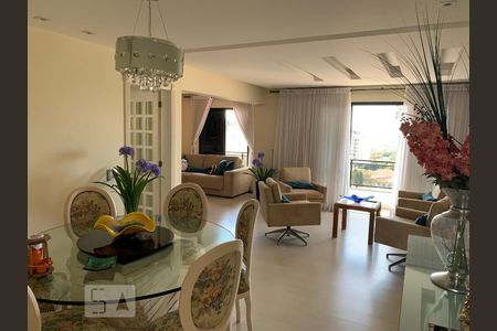 Apartamento à venda com 110m², 3 quartos e 2 vagas Apartamento à venda com 110m², 3 quartos e 2 vagasSala