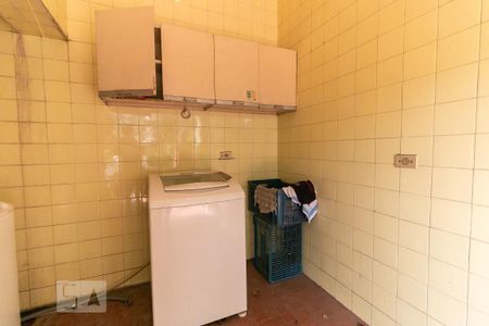 Casa à venda com 400m², 3 quartos e 13 vagas Casa à venda com 400m², 3 quartos e 13 vagasArea de Serviço