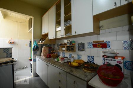Apartamento à venda com 68m², 2 quartos e sem vagaCozinha