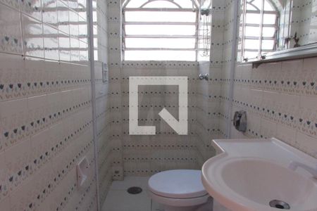 Casa à venda com 164m², 2 quartos e 1 vagaBanheiro