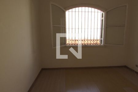 Casa à venda com 164m², 2 quartos e 1 vagaDormitório 2